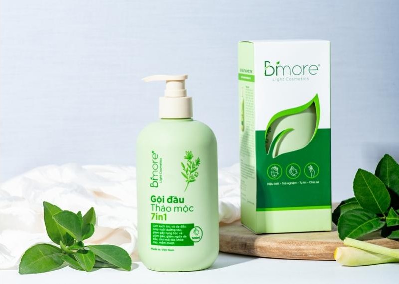 Đừng để thời tiết 40 độ làm bạn rụng nhiều tóc hơn