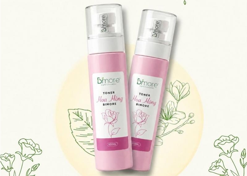 Bảo vệ làn da mùa nắng nóng với toner hoa hồng